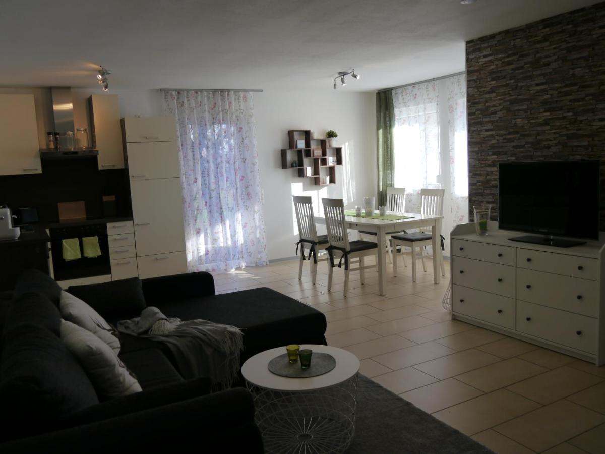 Ferienwohnung Kirchberg Uettingen Εξωτερικό φωτογραφία