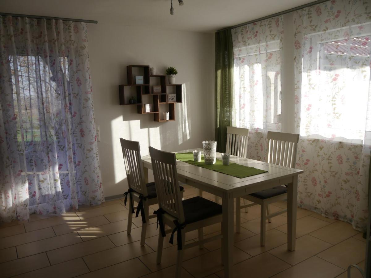 Ferienwohnung Kirchberg Uettingen Εξωτερικό φωτογραφία